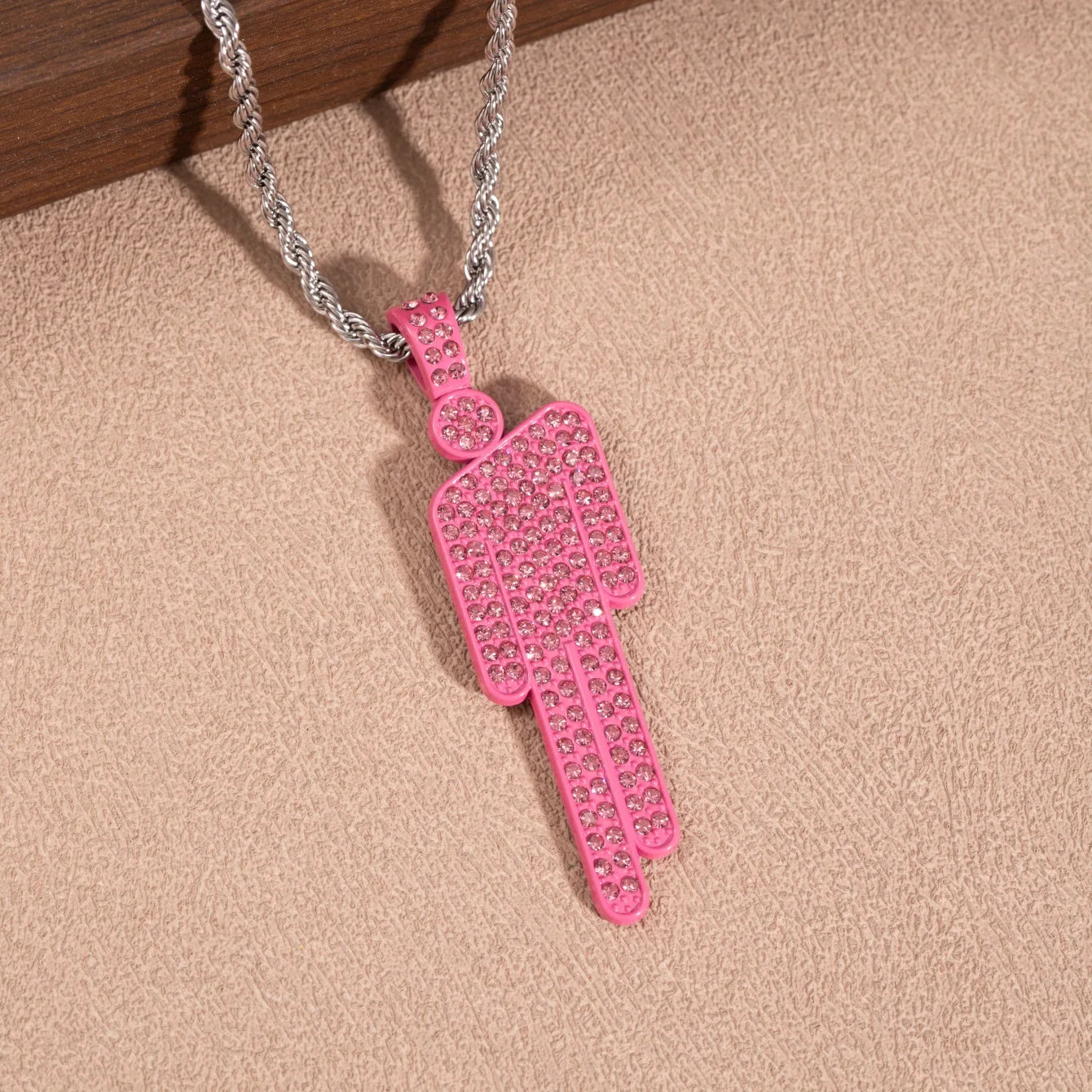 BLOHSH NECKLACE
