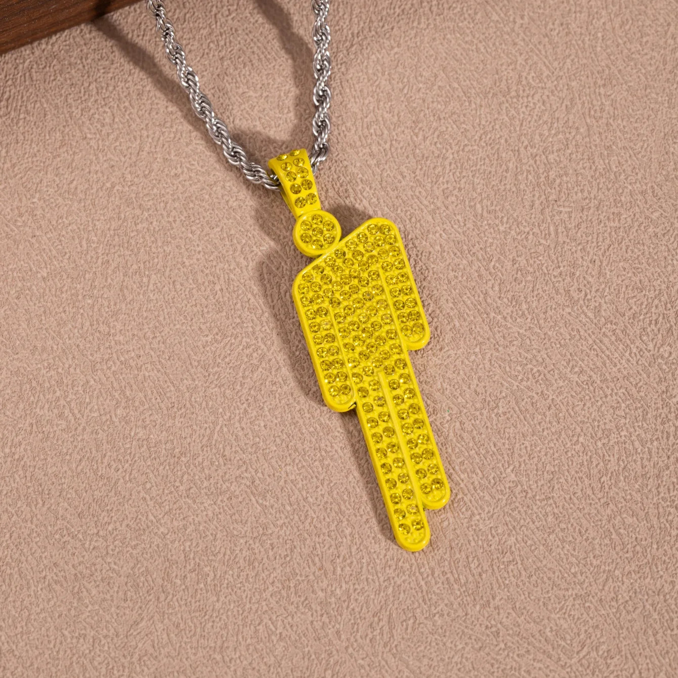 BLOHSH NECKLACE