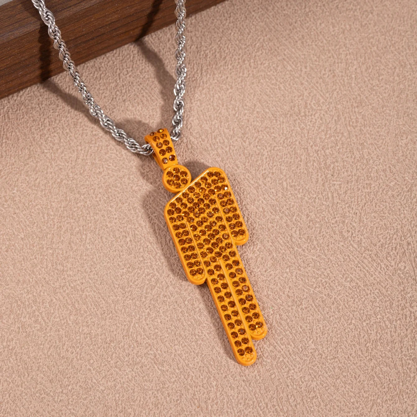 BLOHSH NECKLACE