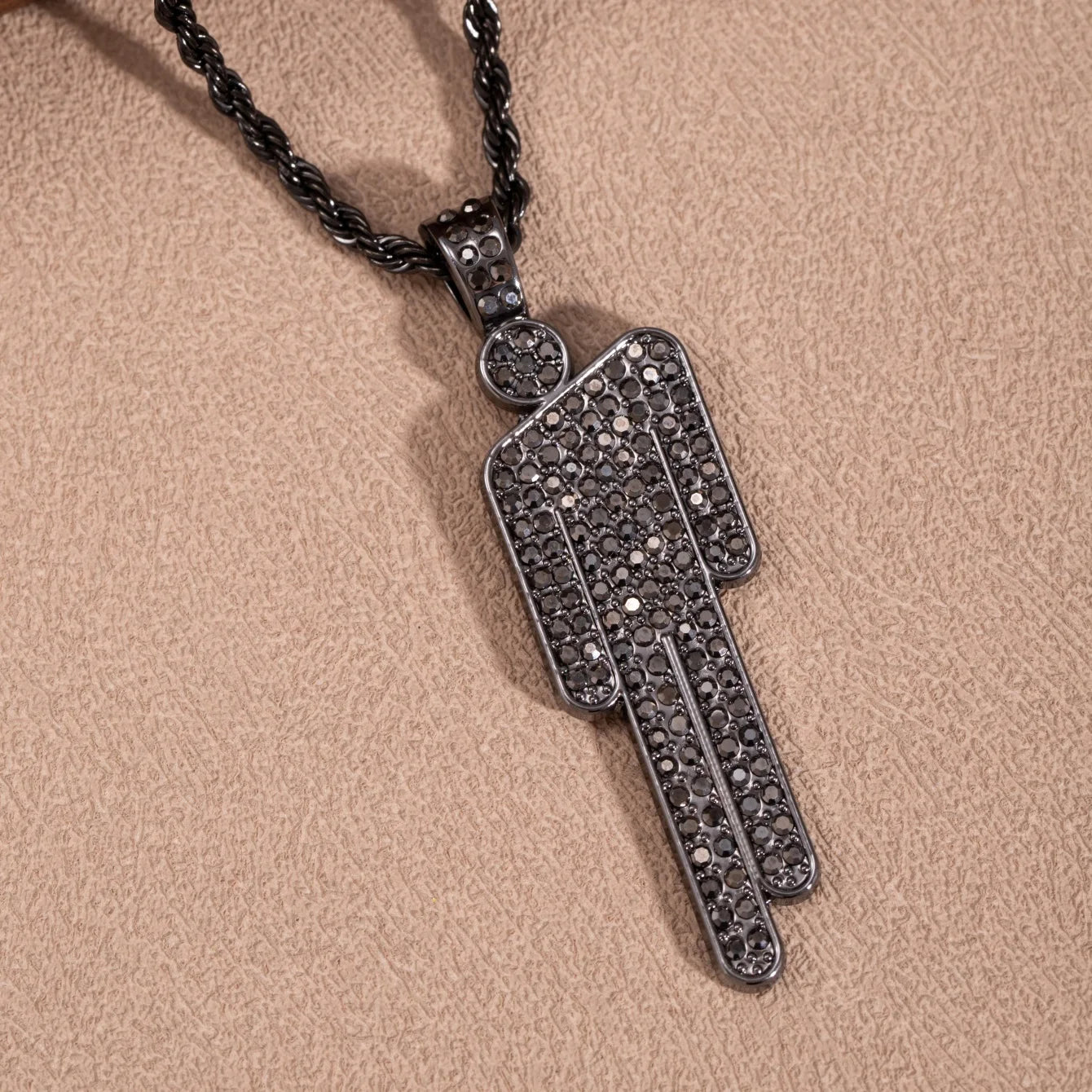 BLOHSH NECKLACE