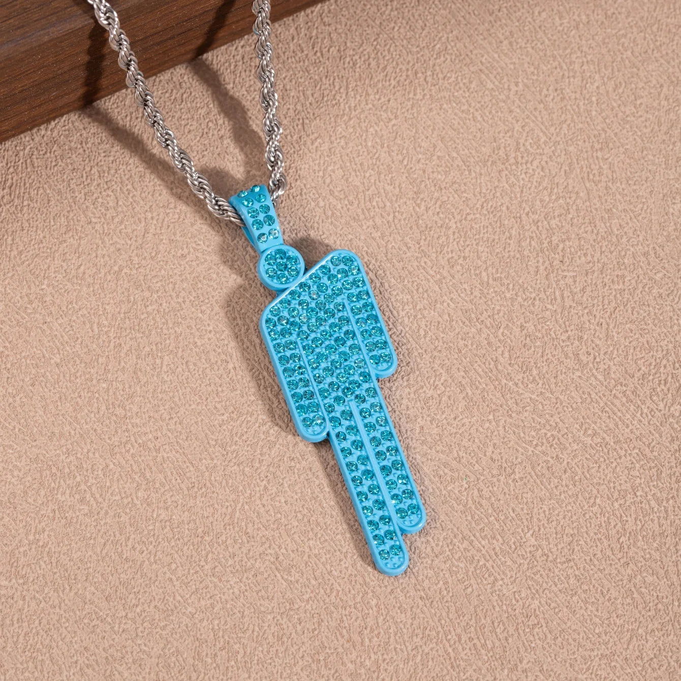 BLOHSH NECKLACE