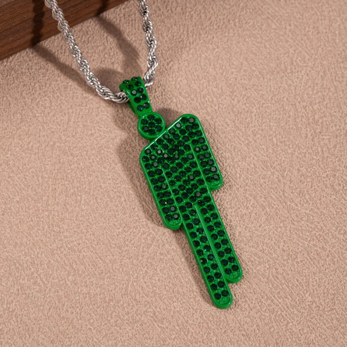 BLOHSH NECKLACE