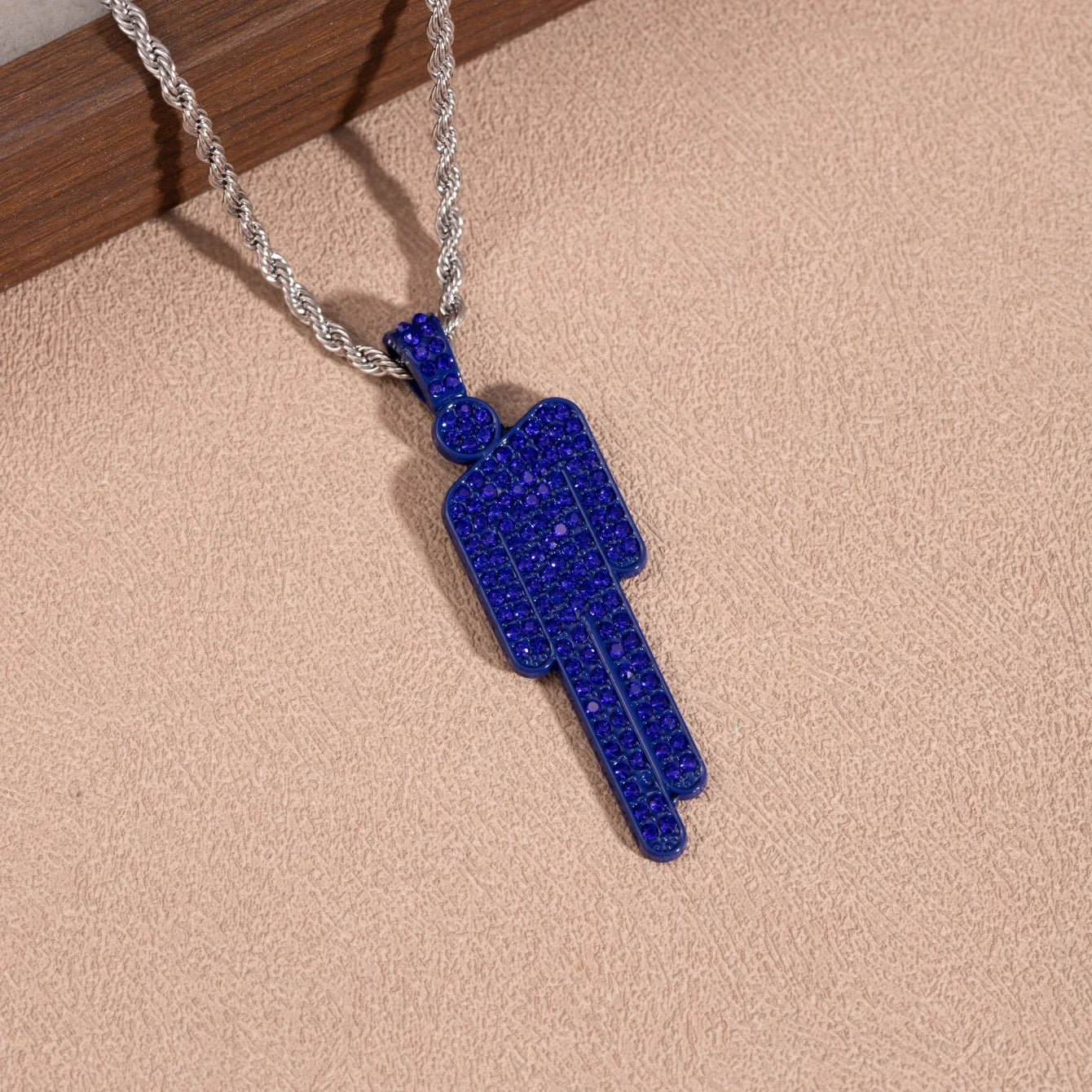 BLOHSH NECKLACE